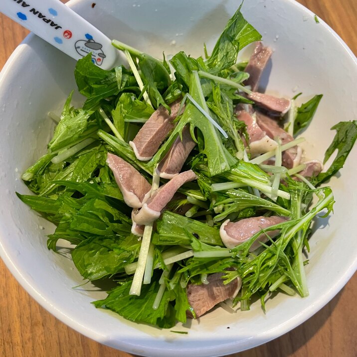 水菜と豚タンさっぱり簡単サラダ